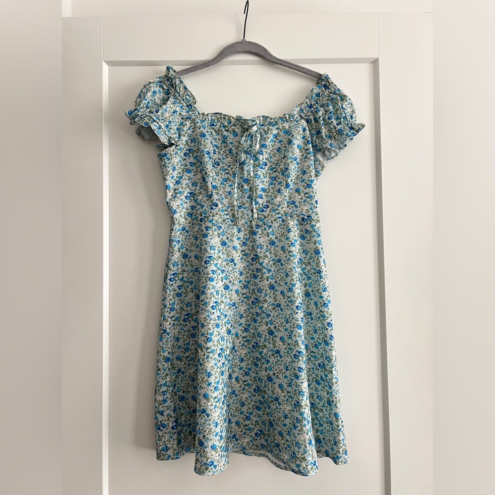 RIHOAS Blue and White Floral Mini Dress